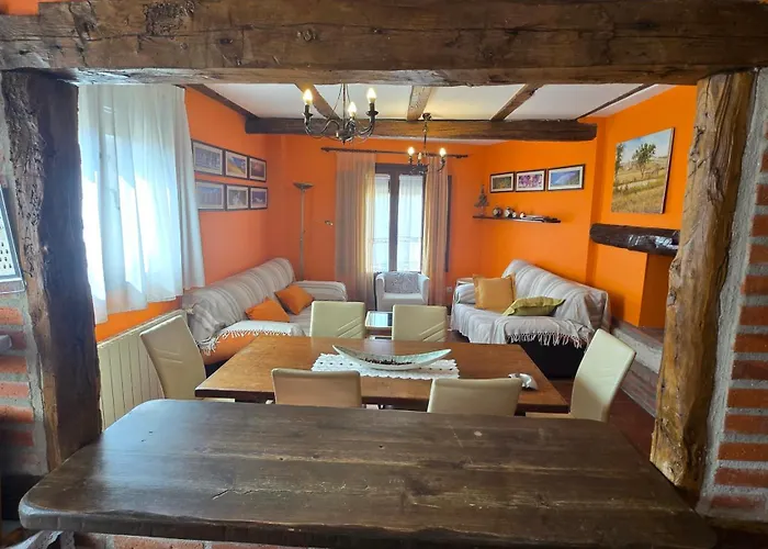 בית נופש Al Agrego