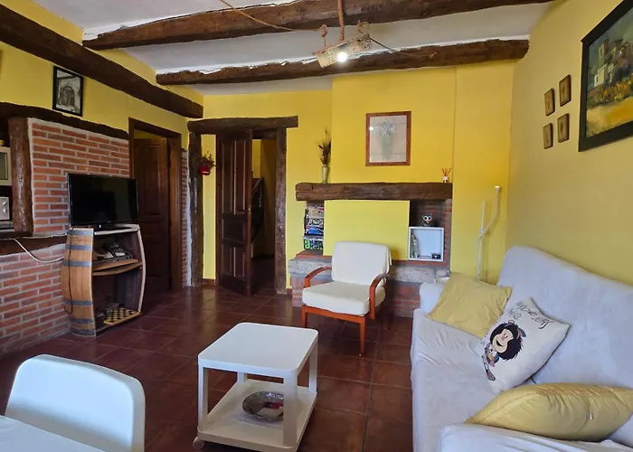 בית נופש Al Agrego *